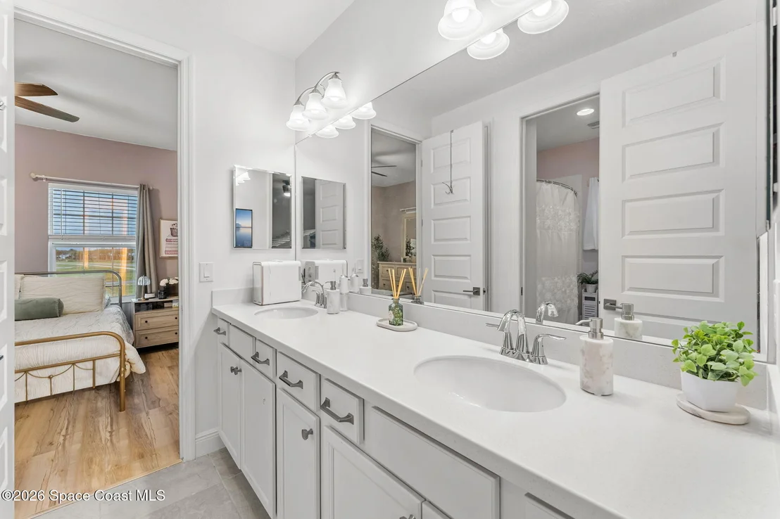 Photo of 2564 Addison Drive
