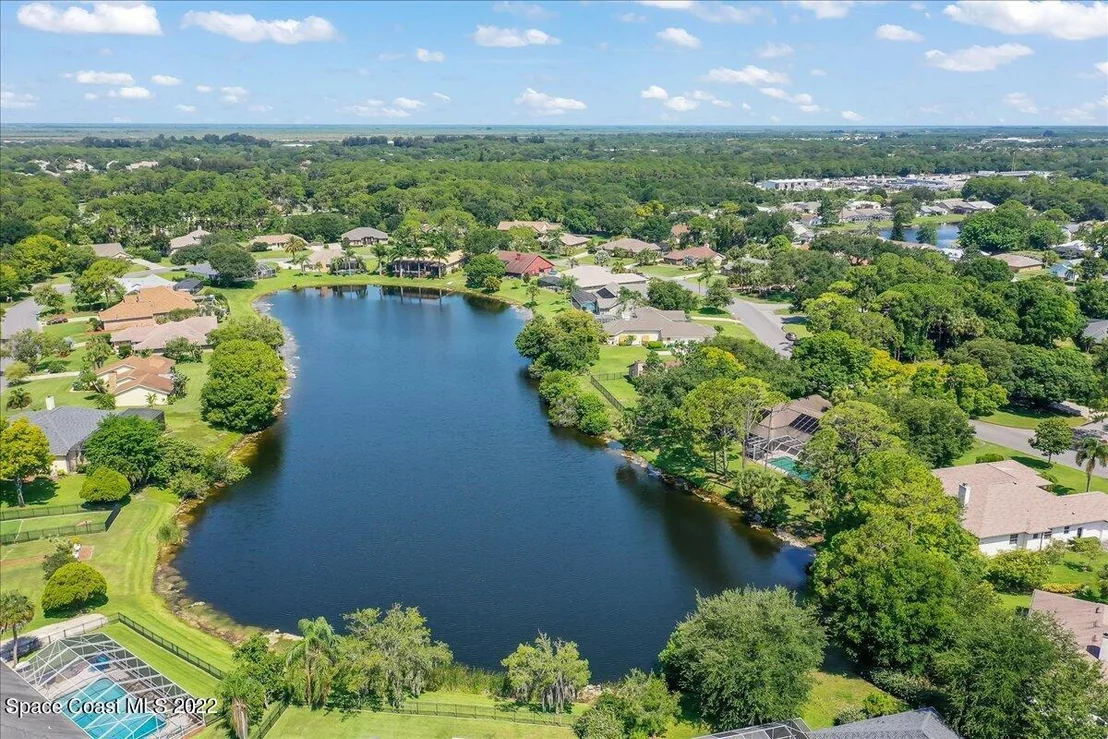 Photo of 7933 Timberlake Drive
