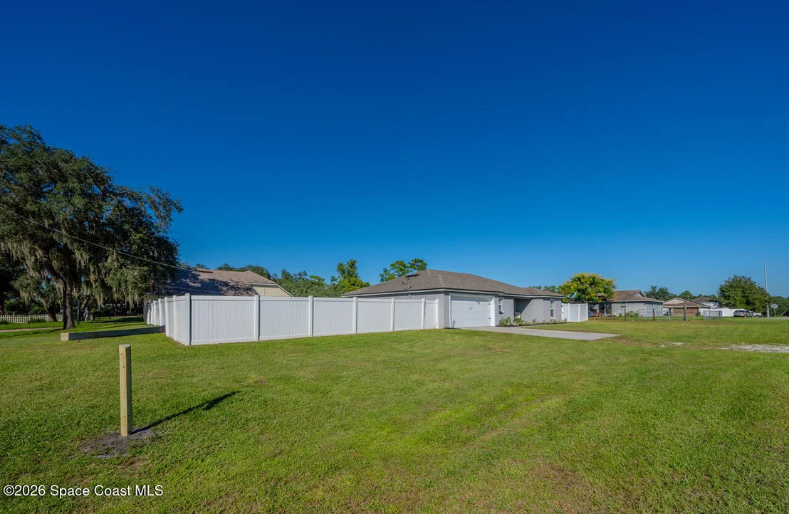 Photo of 2655 Laurel Road