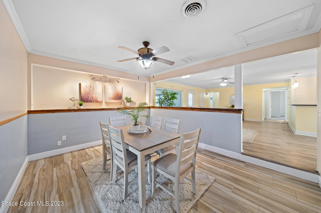 Photo of 275 Cinnamon Drive
