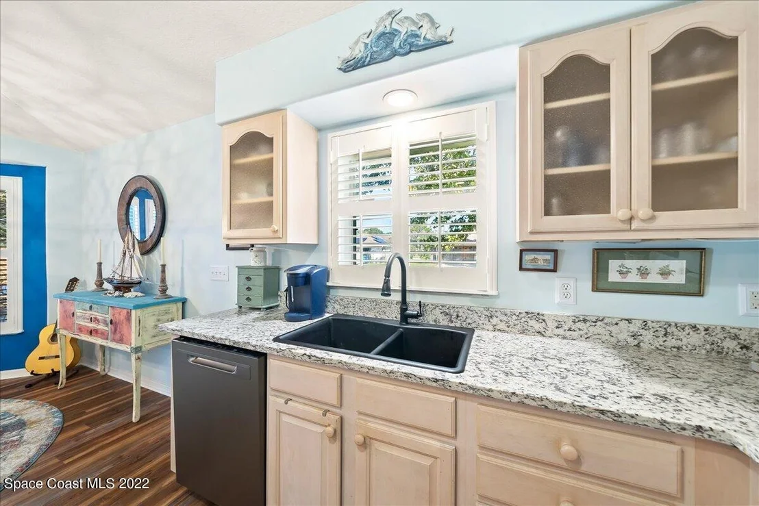 Photo of 1477 Bevan Drive