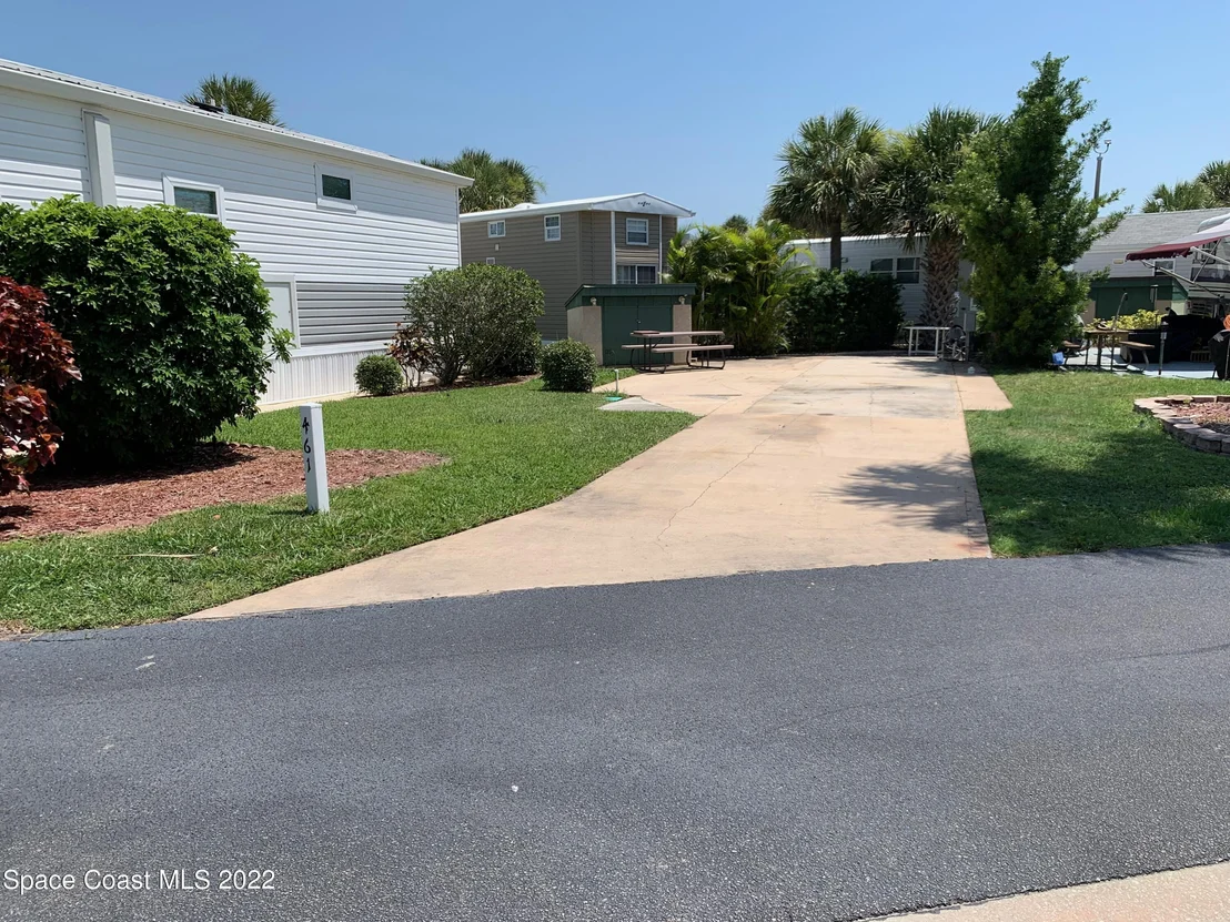 Photo of 461 Galaxy Lane