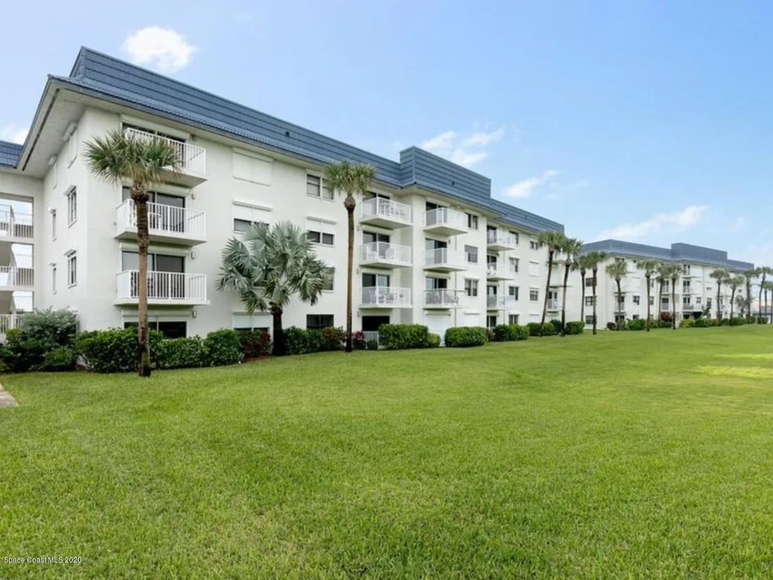 Photo of Unit 310 at 2150 N Highway A1a