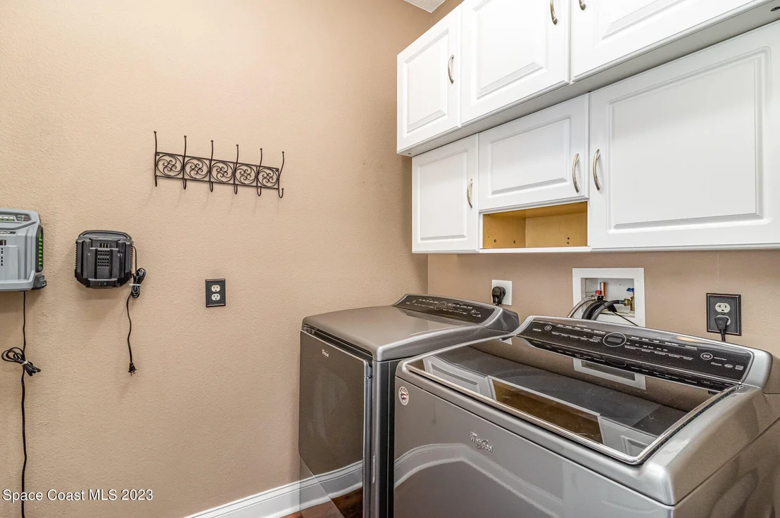 Photo of 1471 Bridgeport Circle