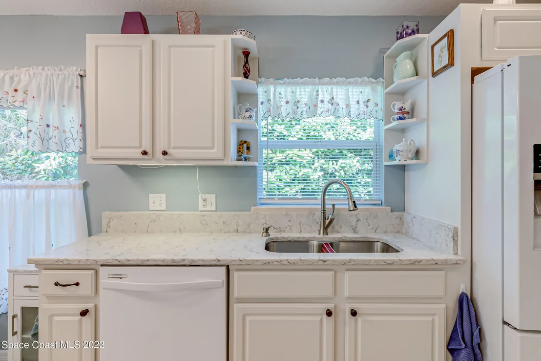 Photo of 615 Sedgewood Circle