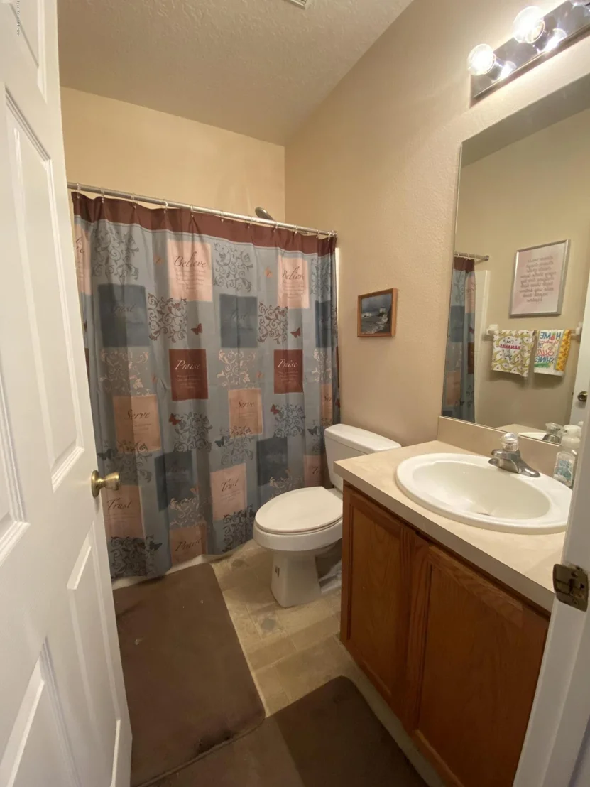 Photo of 422 Cressa Circle