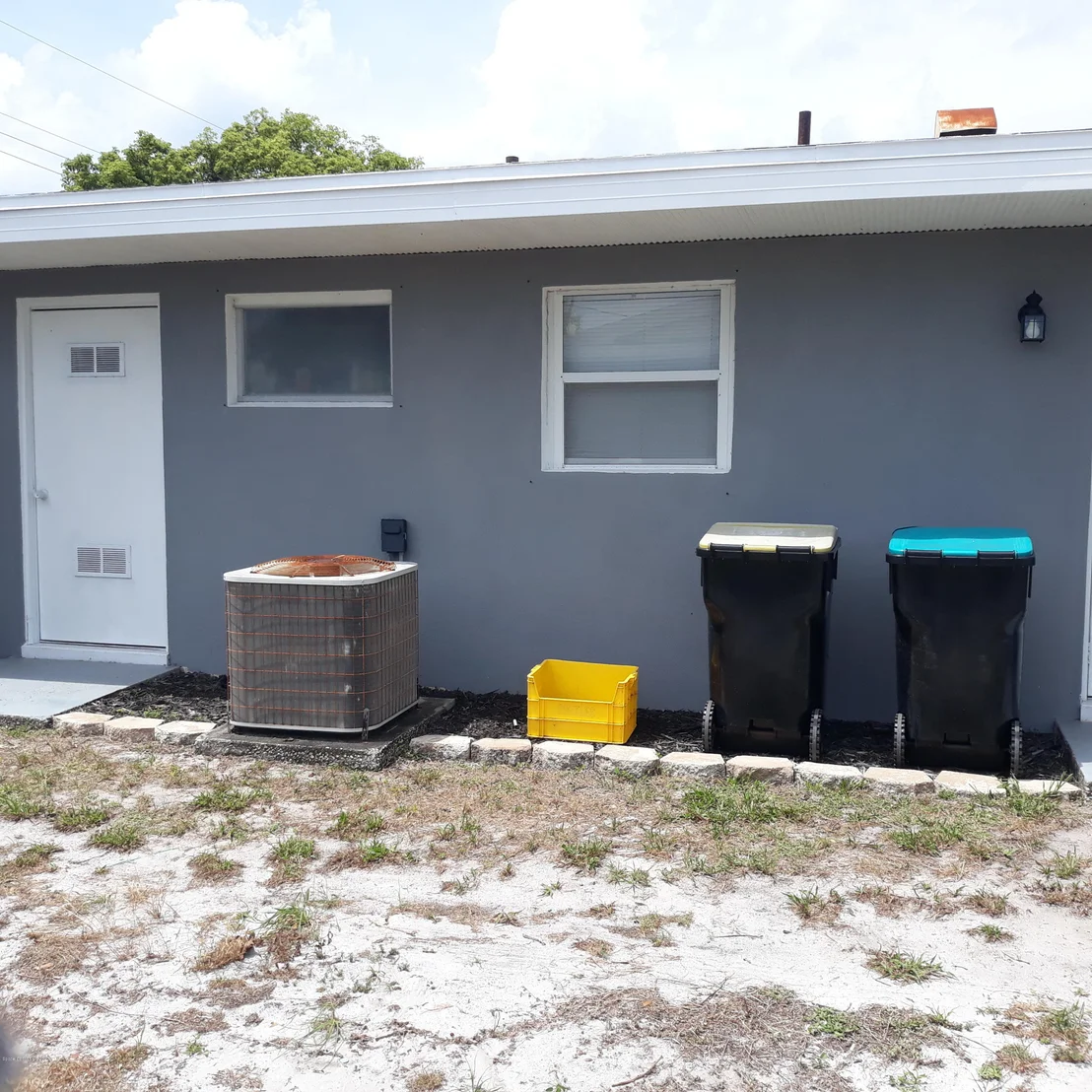 Photo of 954 Darwin Lane NE