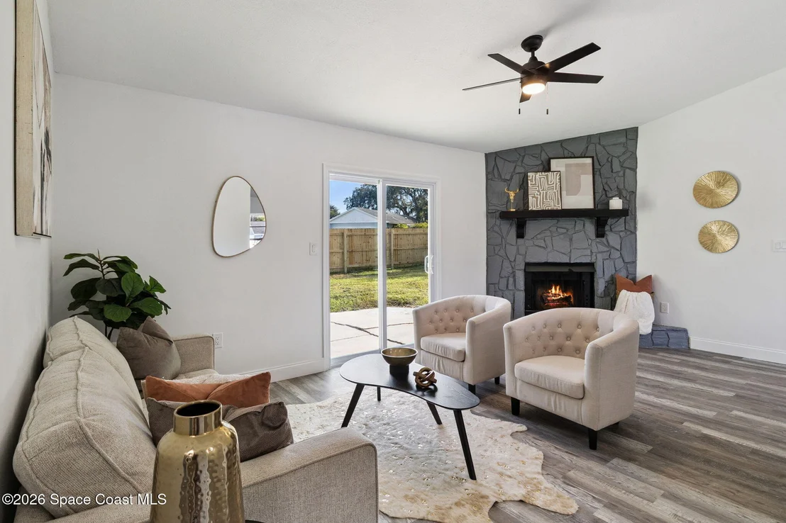 Photo of 6295 Janina Road