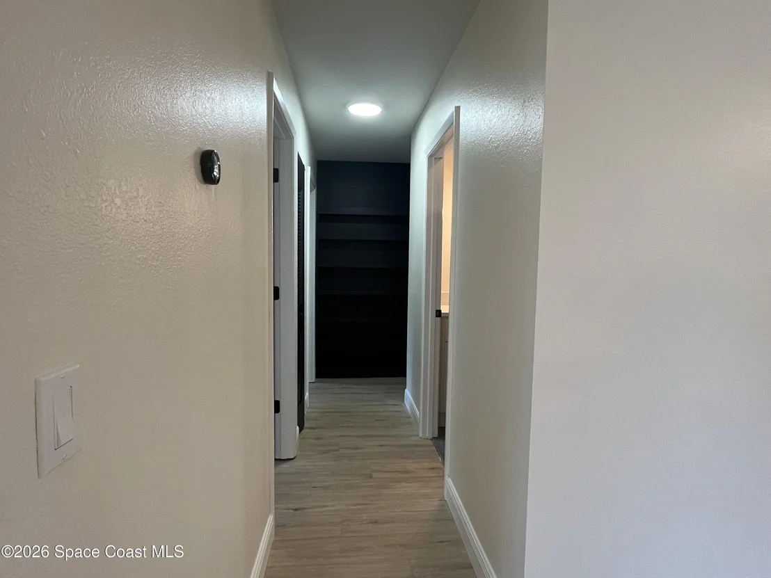Photo of 1171 Riviera Drive NE