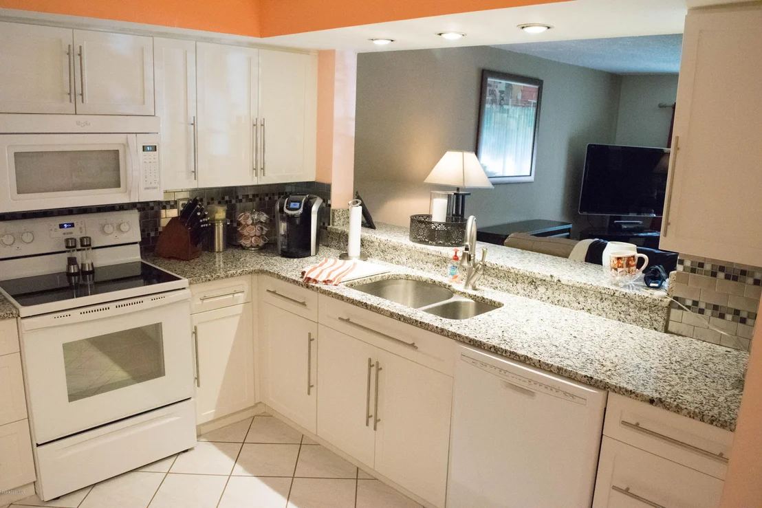 Photo of Unit 12 at 1880 Murrell Road