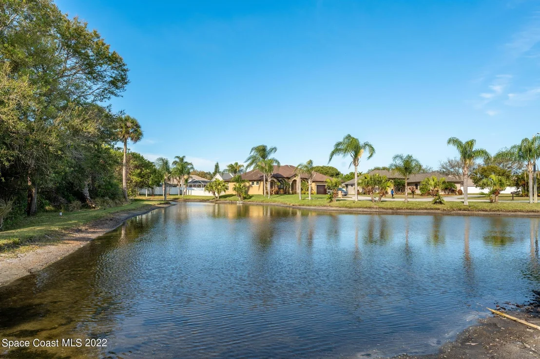 Photo of 1358 Centennial Way