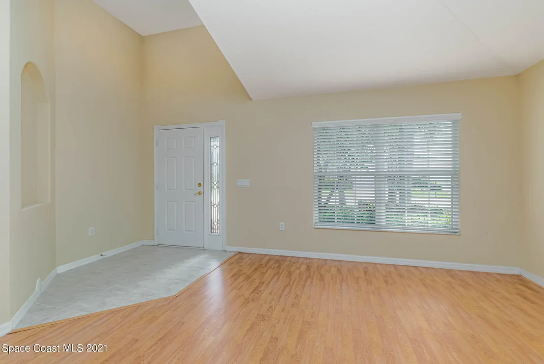 Photo of 6914 Renshaw Drive
