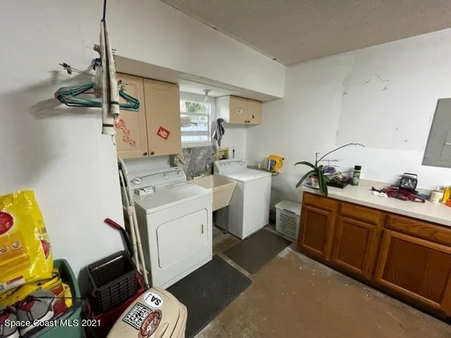 Photo of 405 Crescent Drive