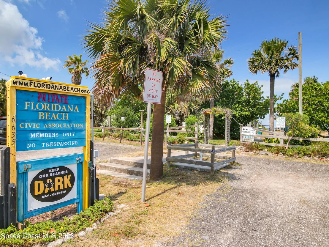 Photo of 6775 Angeles Road