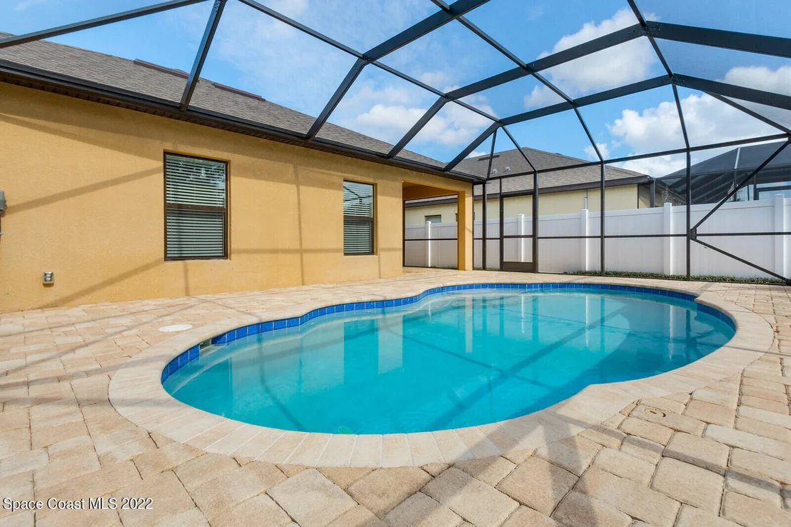 Photo of 1275 Fuji Drive