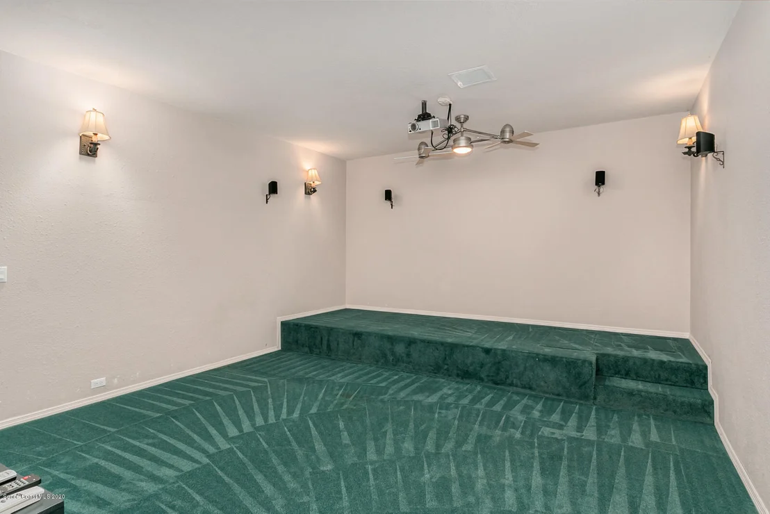 Photo of 2240 Pine Meadow Avenue