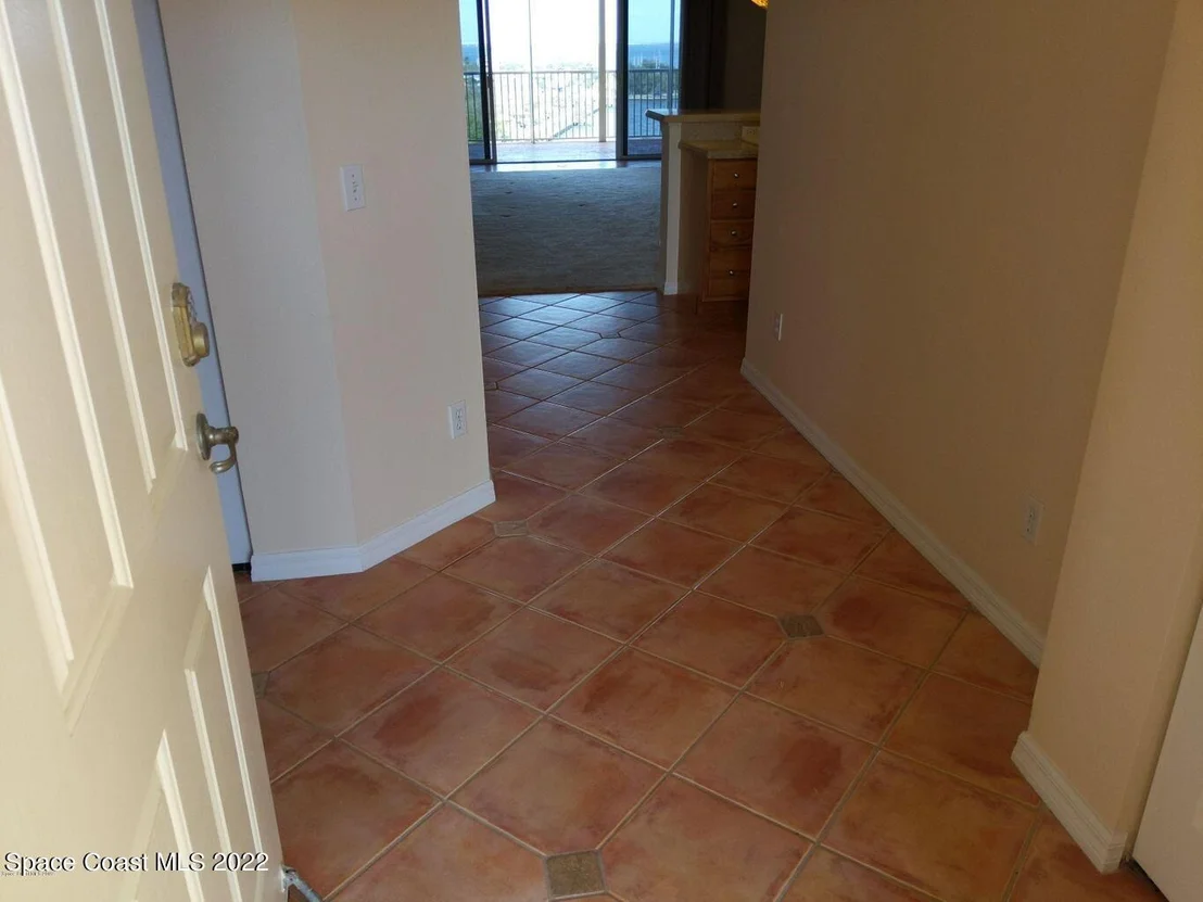 Photo of Unit 702 at 100 Riverside Drive