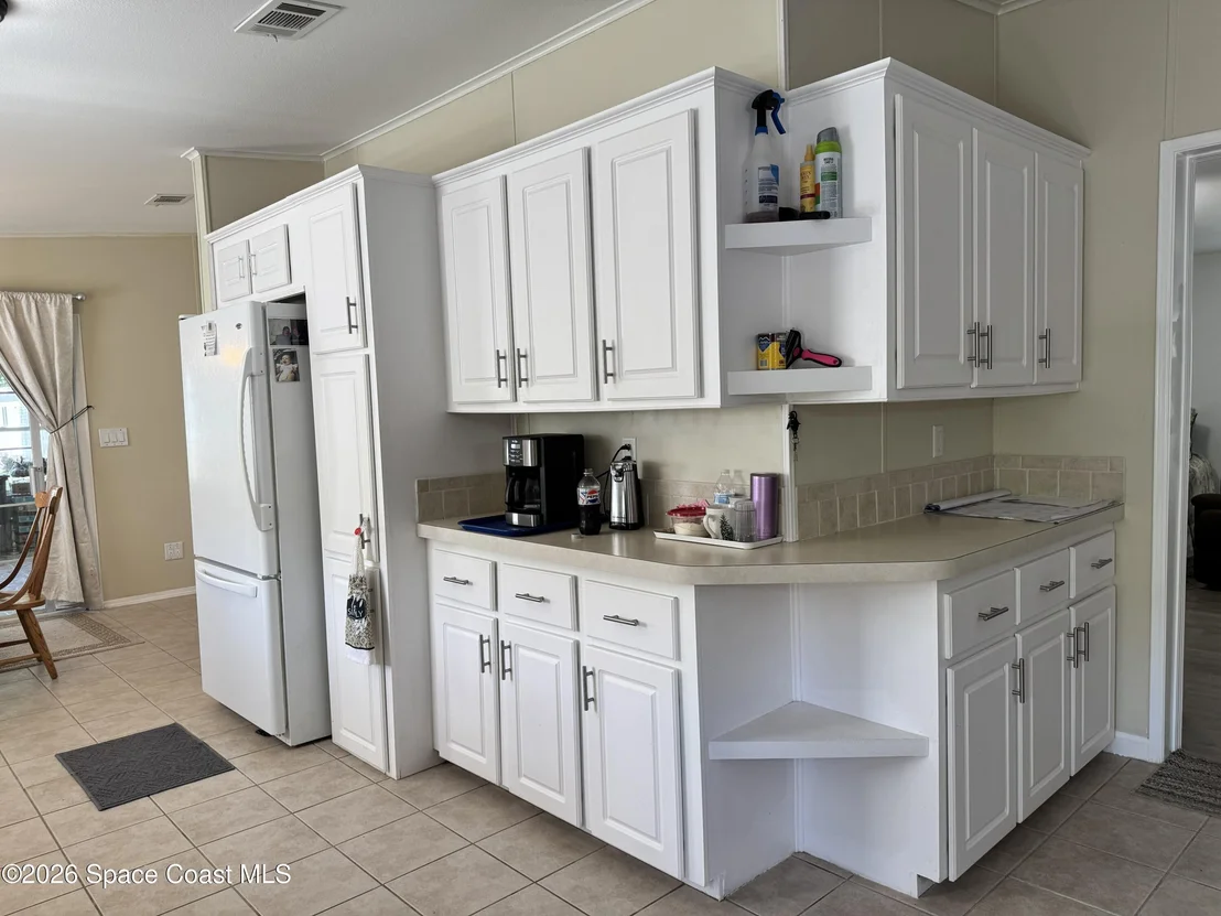Photo of 835 Vireo Drive
