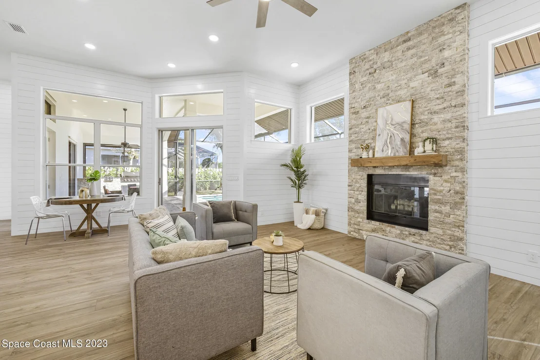 Photo of 473 Peregrine Drive