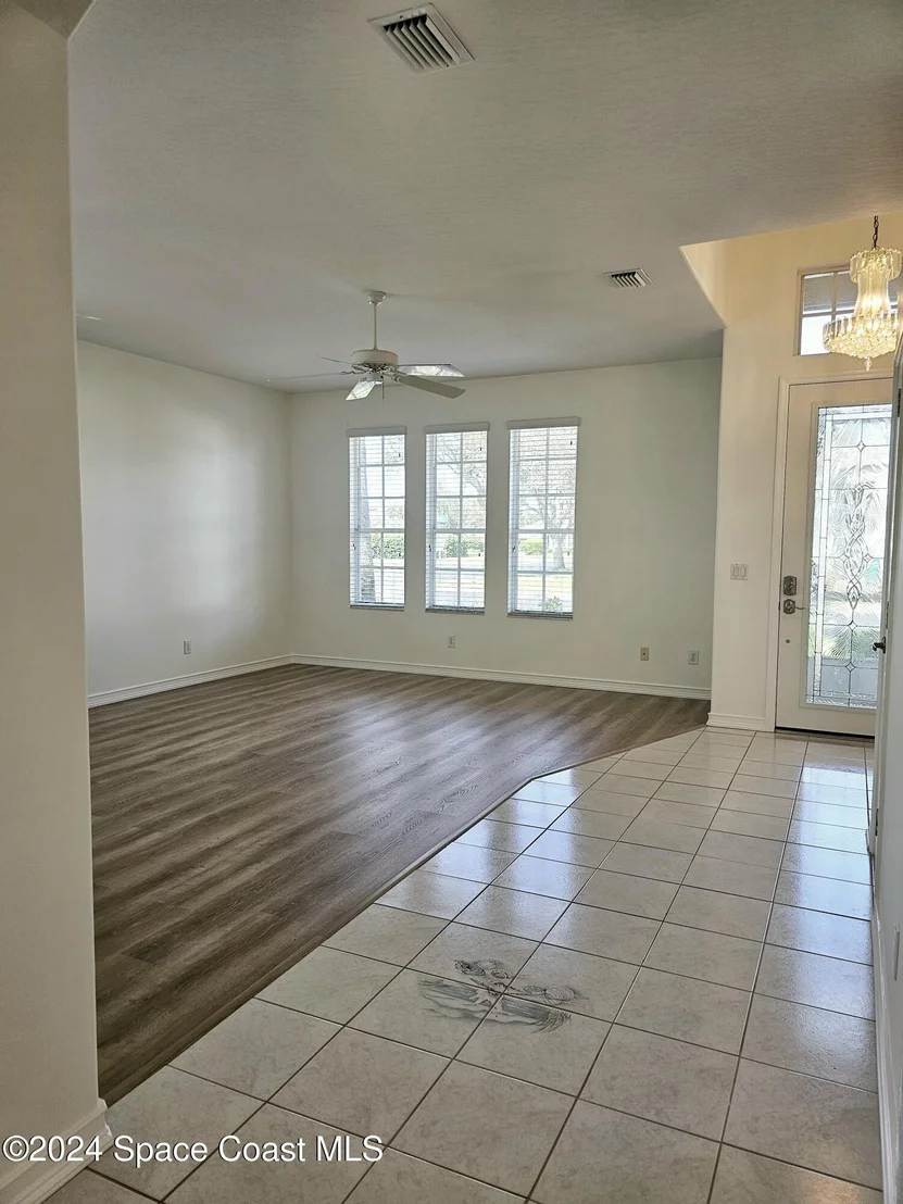 Photo of 185 Calico Lane
