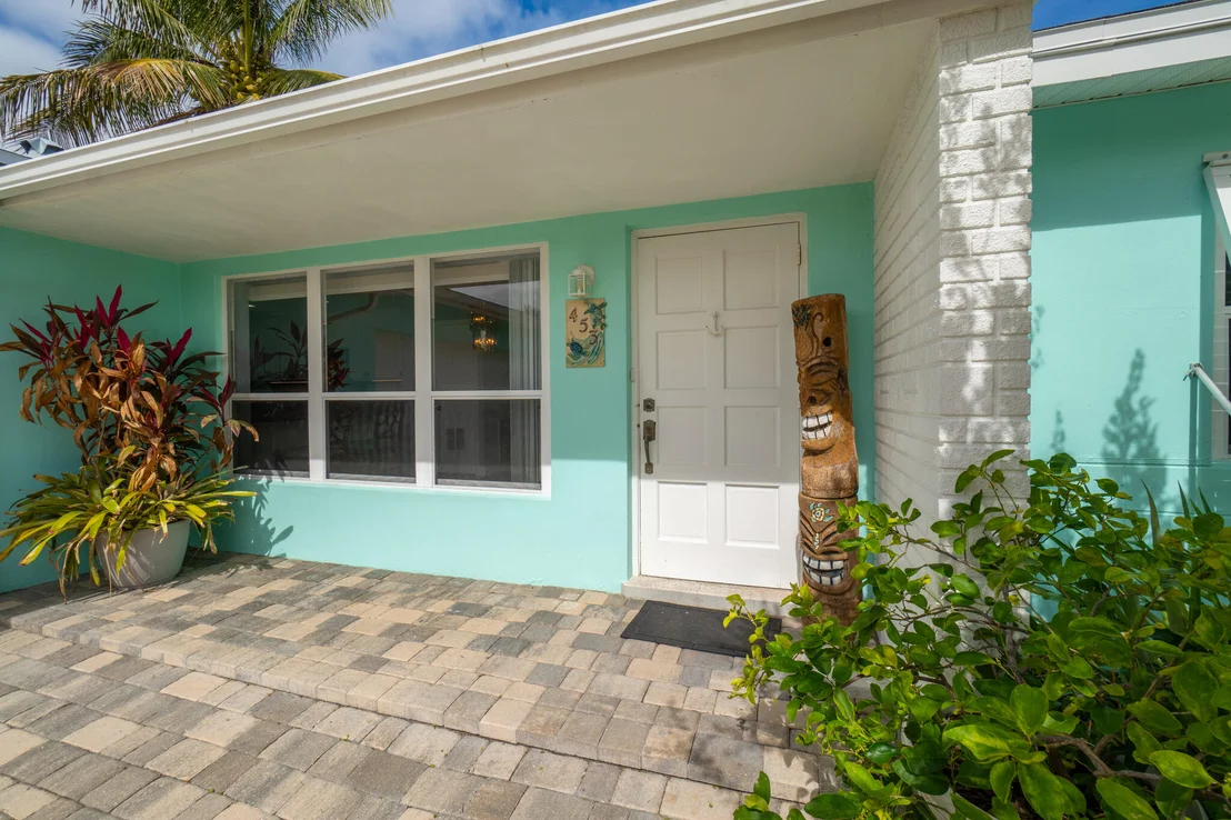 Photo of 453 Penguin Drive