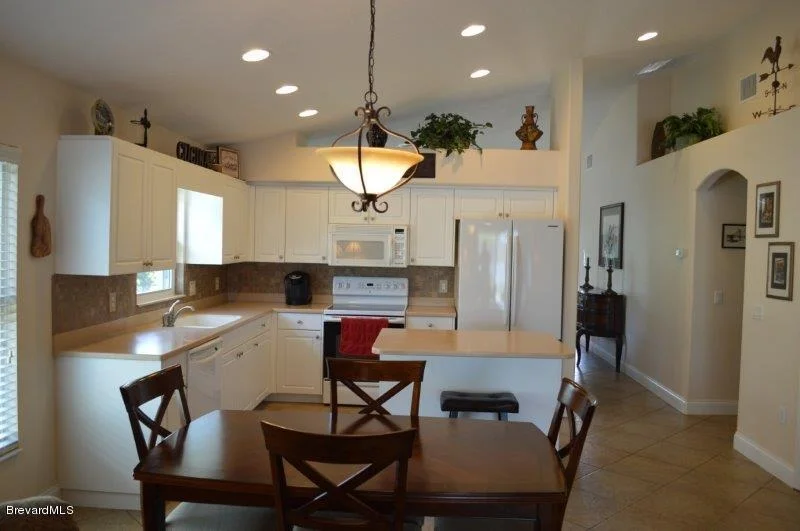 Photo of 600 Indian Oaks Drive