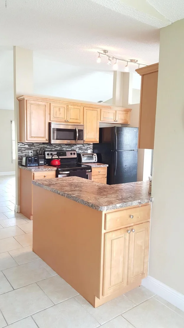 Photo of 734 Boc Circle NW