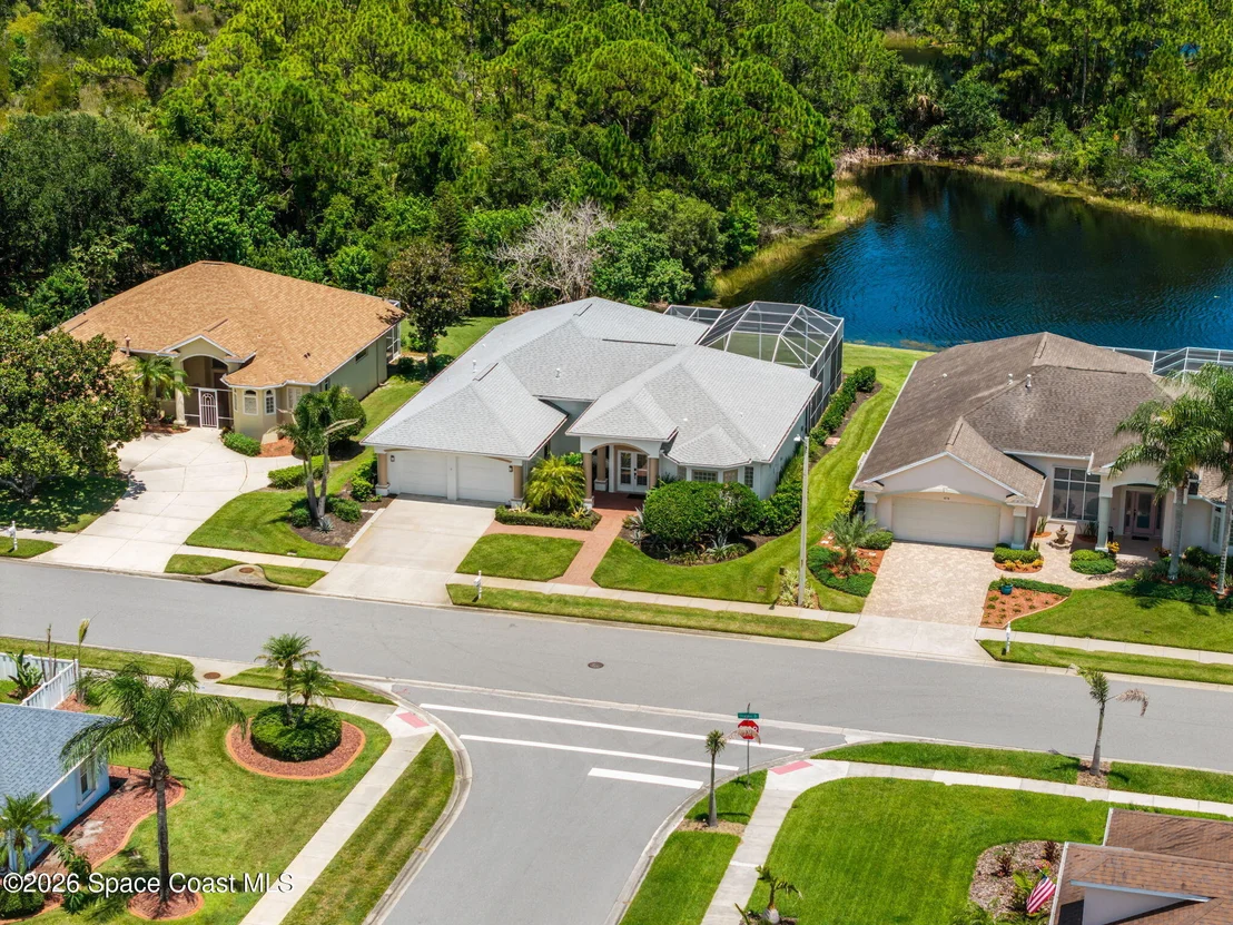 Photo of 842 Thrasher Drive