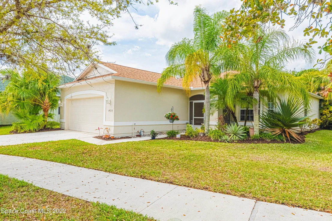 Photo of 1435 Tradewinds Way