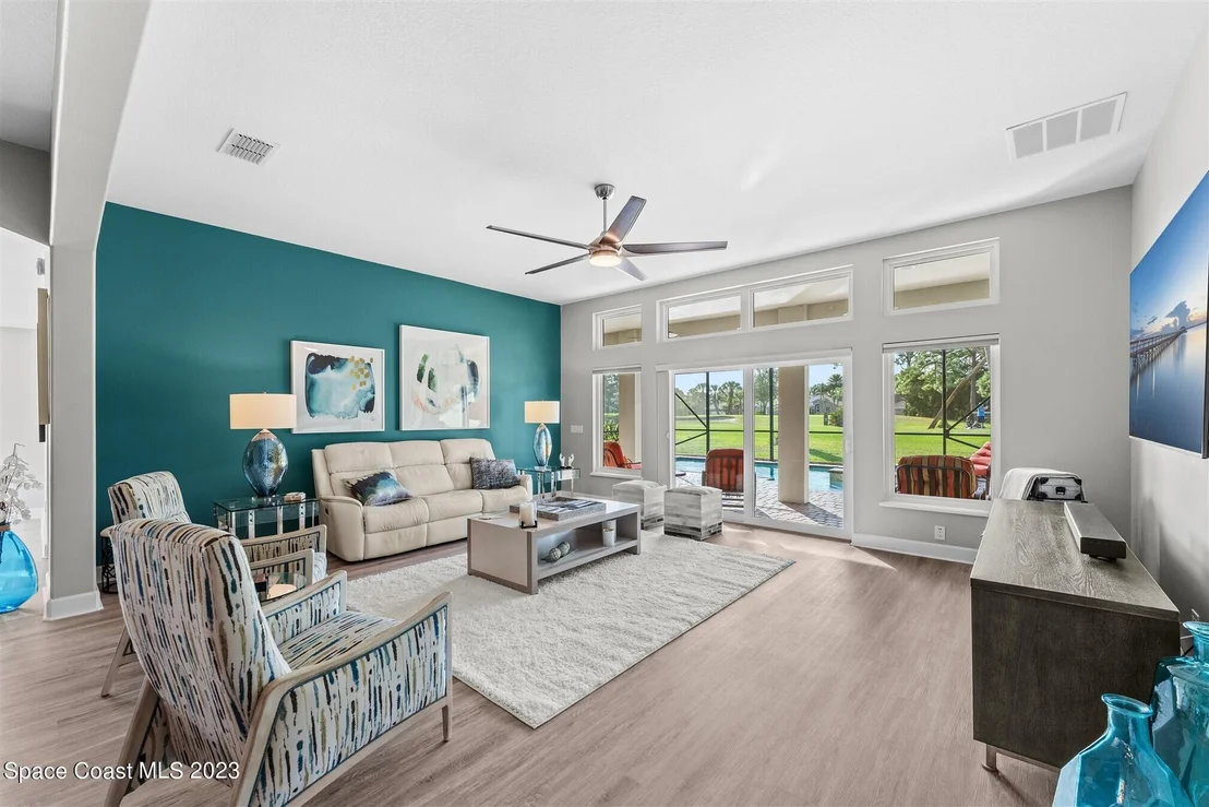 Photo of 1498 Outrigger Circle