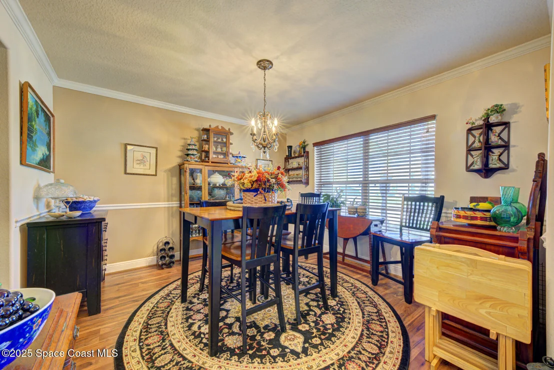 Photo of 1815 Botanica Circle