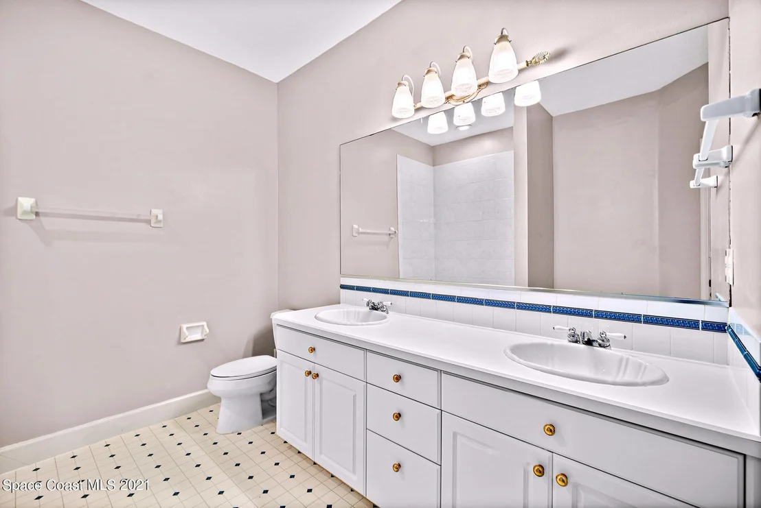 Photo of 3575 James Road