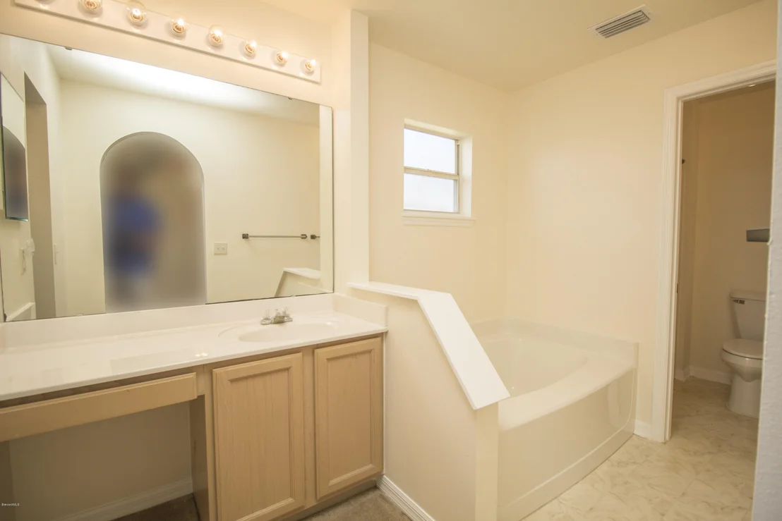 Photo of 2355 Shady Oak Road