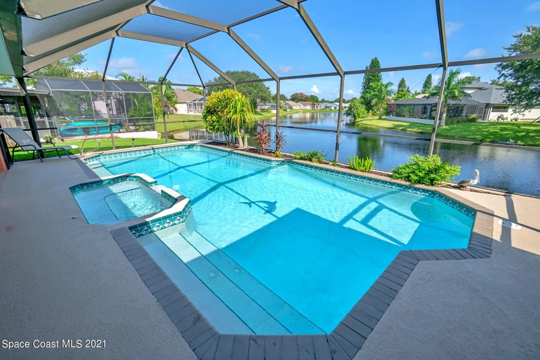 Photo of 1214 Walnut Grove Way