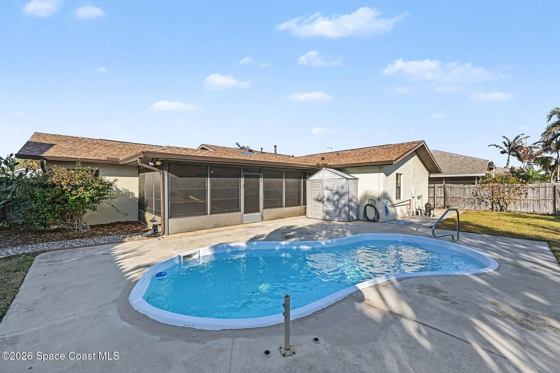Photo of 2001 Thistle Drive