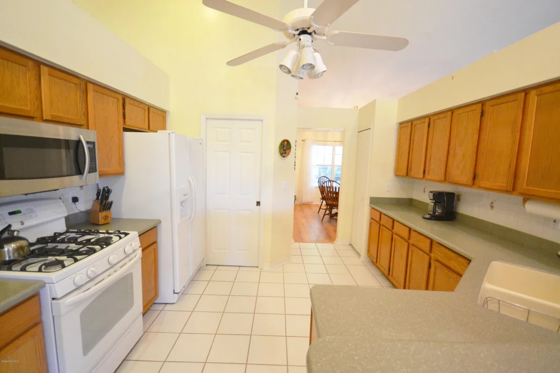 Photo of 2093 Lionel Drive