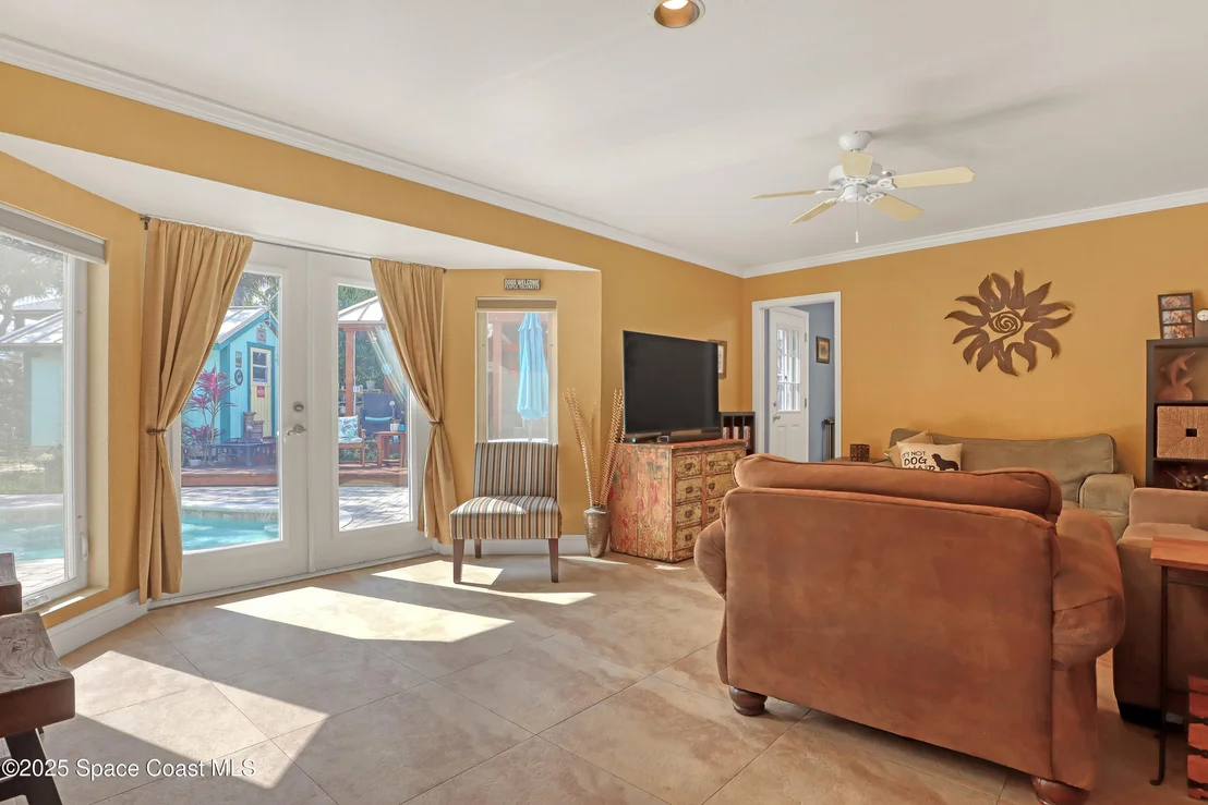 Photo of 54 W Bay Drive