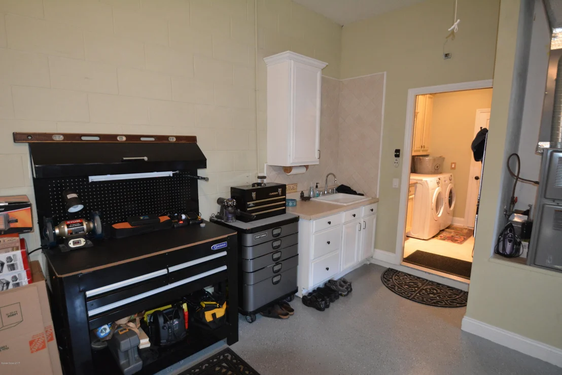 Photo of 2741 Englewood Drive