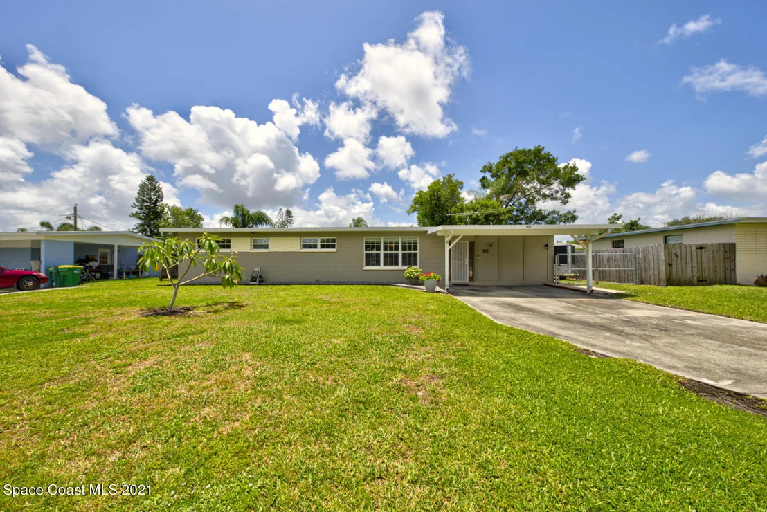 Photo of 1211 Princeton Road