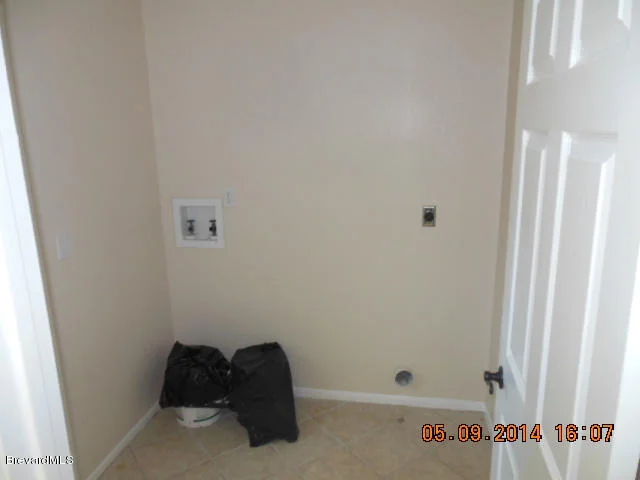 Photo of 7069 Bayfront Road