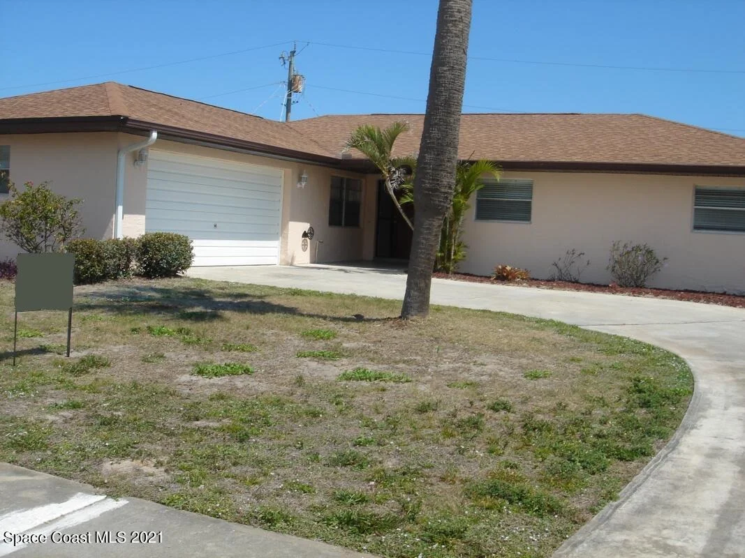 Photo of 725 Palm Drive