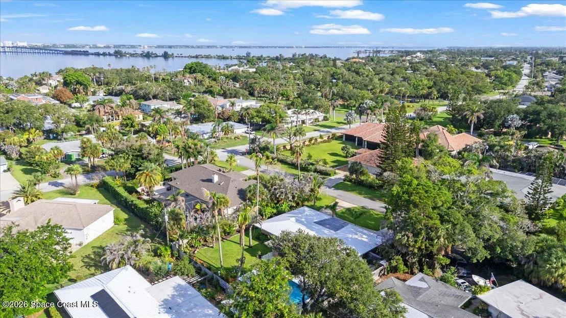 Photo of 333 Cocoa Avenue