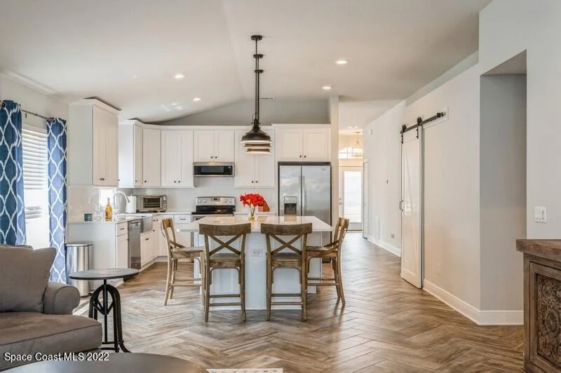 Photo of 960 Shaw Circle