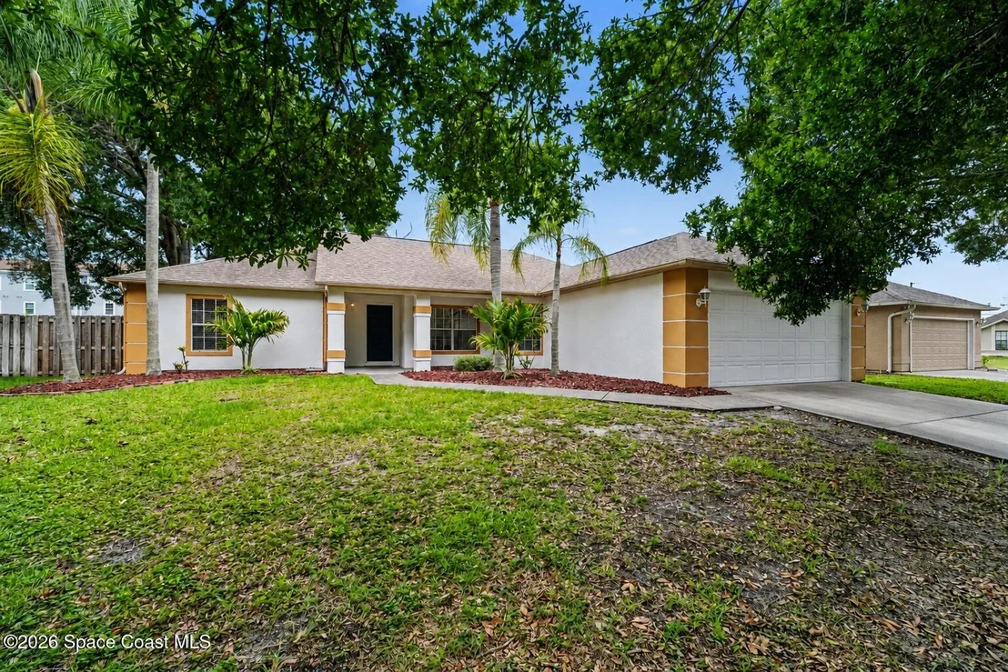 Photo of 4260 Silver Lake Drive