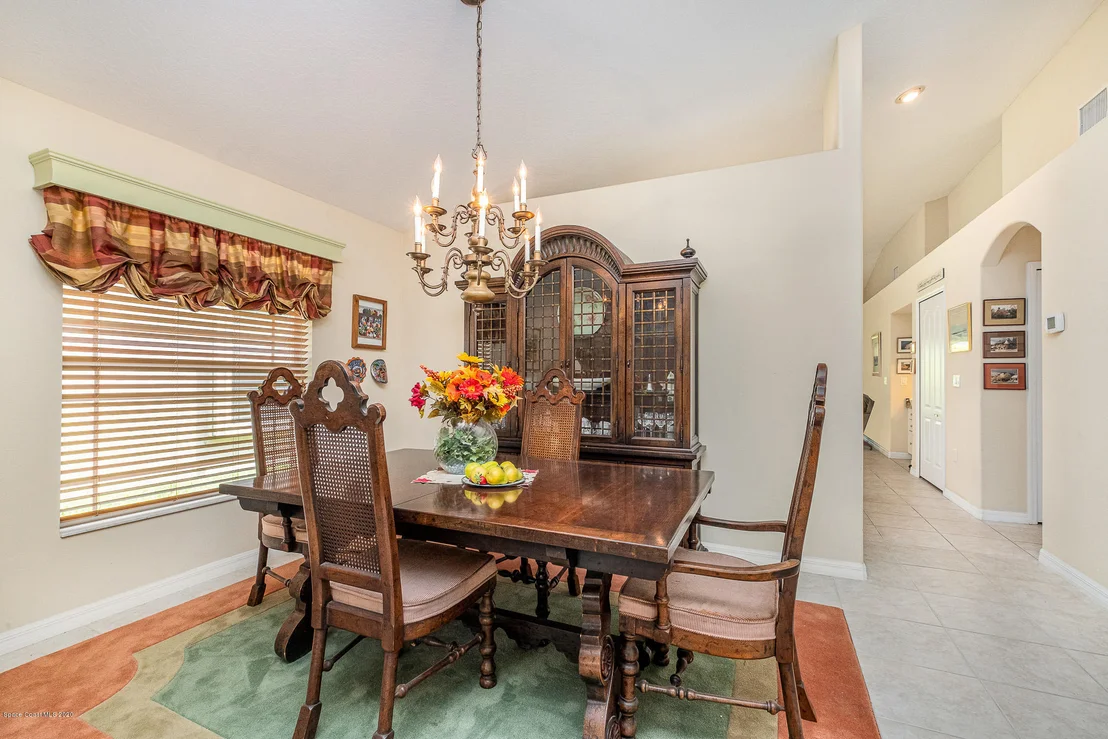Photo of 7237 Broderick Drive