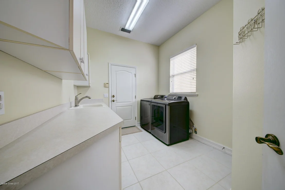 Photo of 1021 Stratford Place