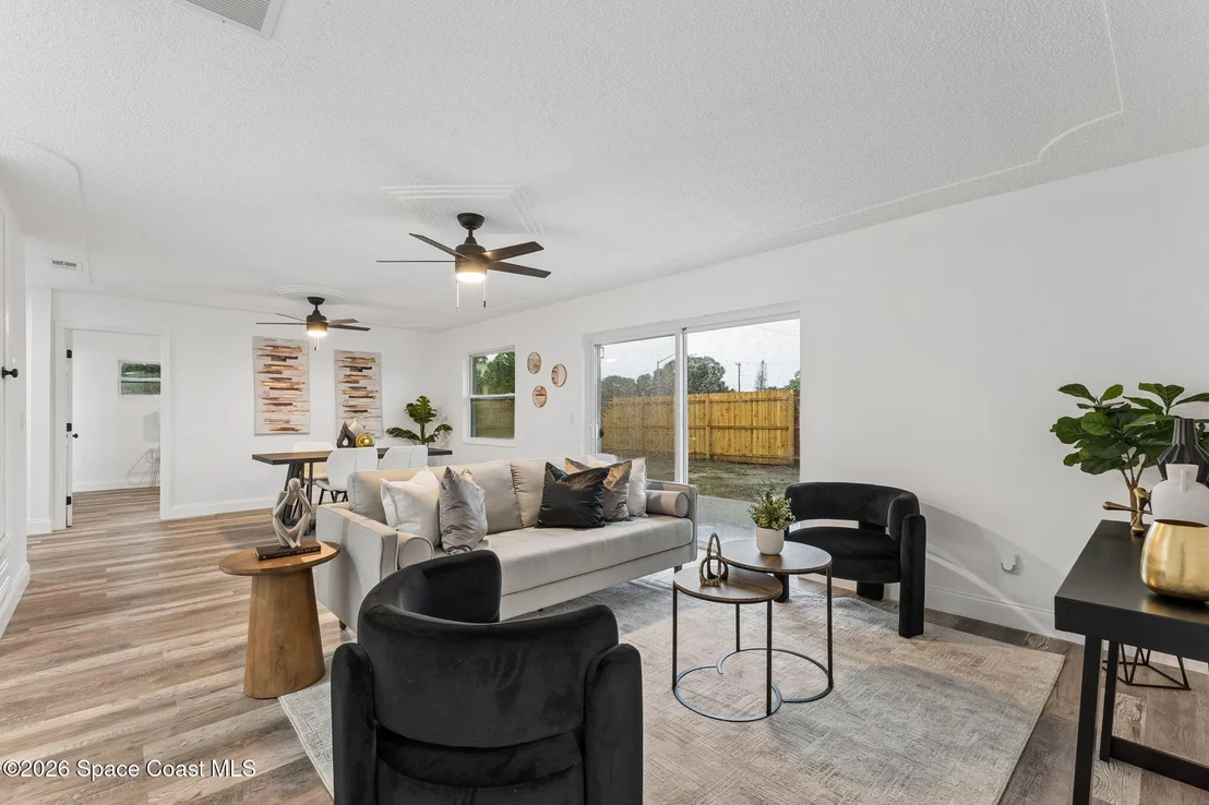 Photo of 996 Sarazen Drive