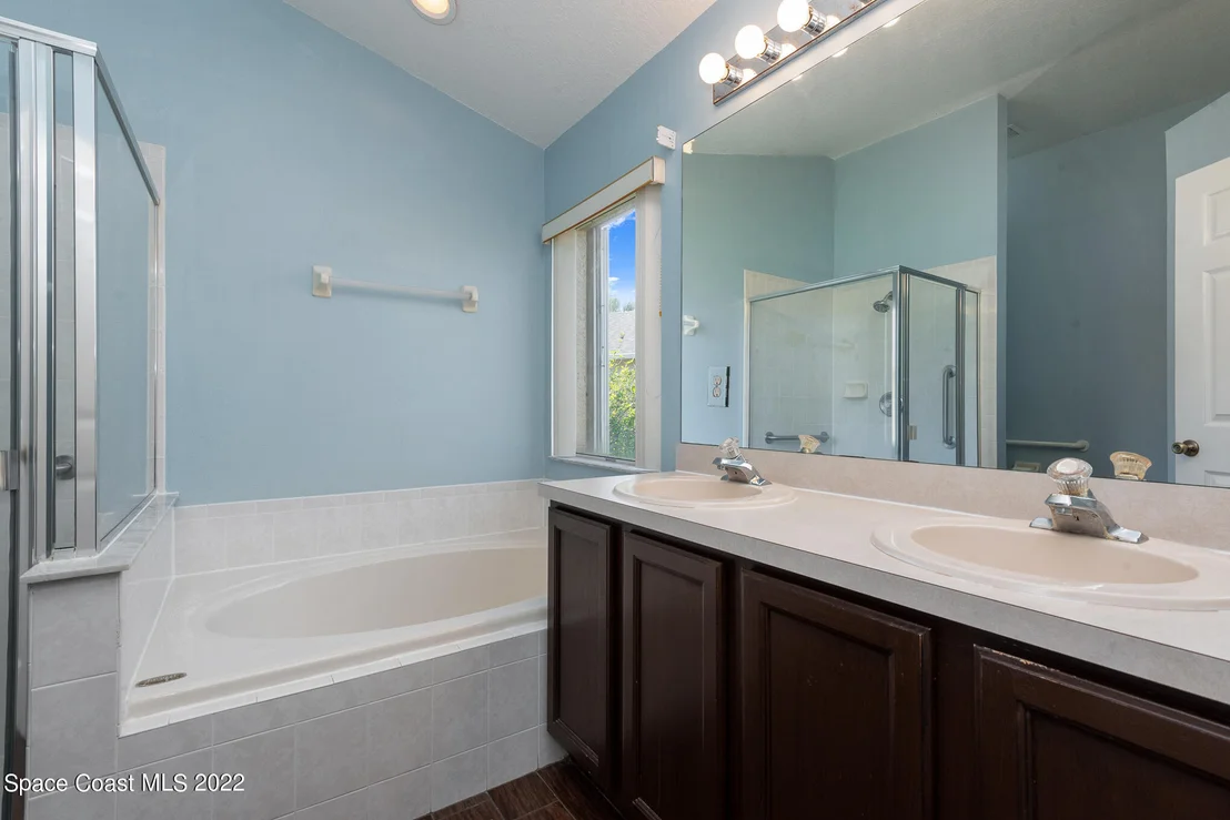 Photo of 1600 Tailfeather Court