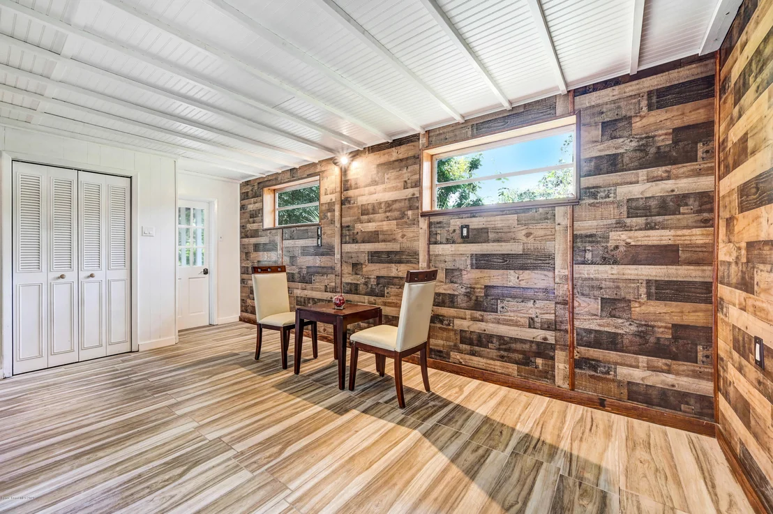 Photo of 1211 Westview Drive