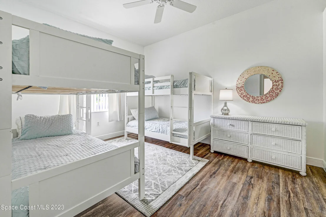 Photo of 2180 Royal Oaks Drive